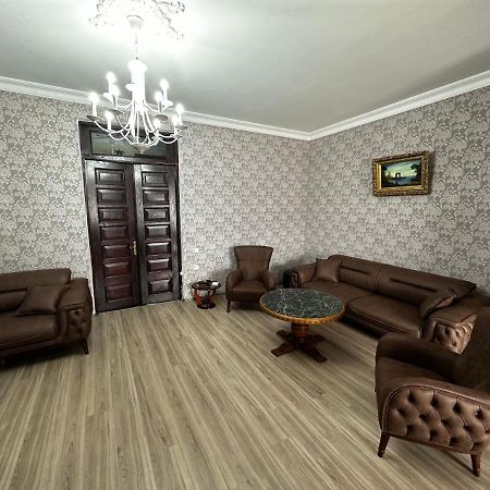 Апартаменты Heart Of Boulvard Батуми Экстерьер фото